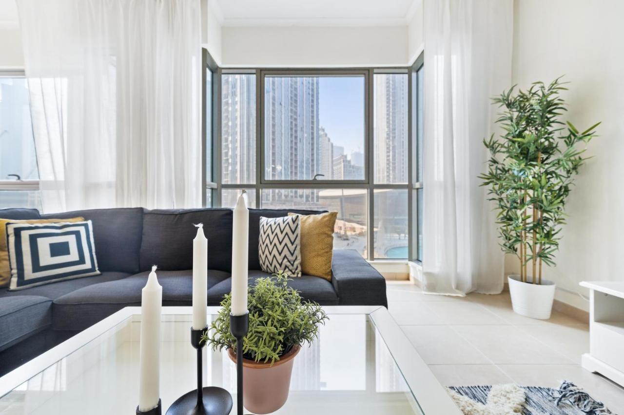 Stylish Apartment With Partial Burj Khalifa View ドバイ エクステリア 写真